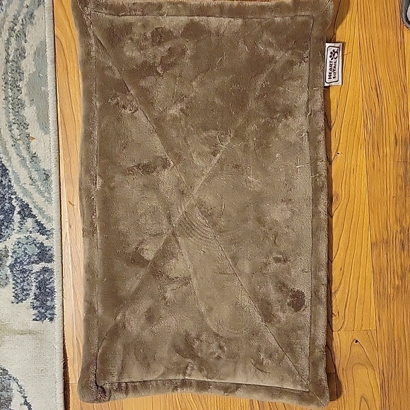 Cat stuff - Picture 3 of 3